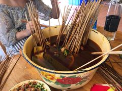-拈签一笑黄牛肉辣卤串串