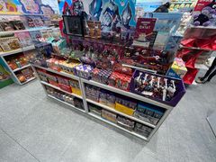 -名创优品(山东青岛华润万象城店)