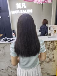 -MOVAN  HAIR莫凡匠人发型屋