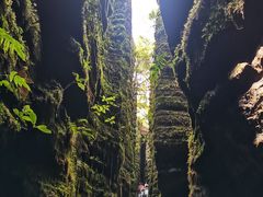 -梭布垭石林景区