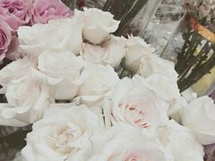 -花邻FloweringLife花艺气球派对(武康大楼店)