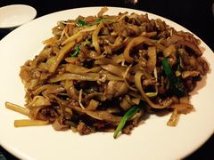 -蚝美人·生蚝海鲜烧烤(茶花园店)