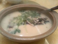 -天目湖刘老四农庄