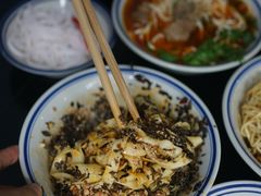 燃面-万三面馆(青龙正街太古里店)