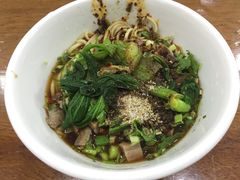-牛一嘴·兰州牛肉面·大盘鸡(财富中心店)