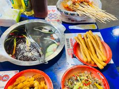 -马路边边串串香(苗栗路店)