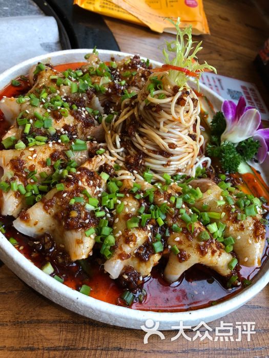 京炉·北京烤鸭火锅(古美店)蒜泥白肉配面图片 第1张