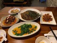 特色油爆河虾-三林本帮馆(中林街店)