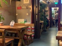 -万记麻辣烫国展总店