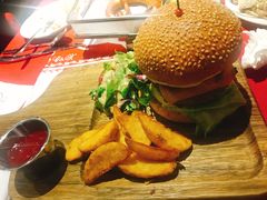 牛肉汉堡-404干式熟成牛排馆•聚会餐厅