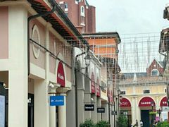 -佛罗伦萨小镇广佛名品奥特莱斯(疏港路店)