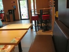 -麦当劳(南京路2店)