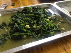 -南沙辉记烧鸡·荔枝木炭火吊烧(旧镇店)