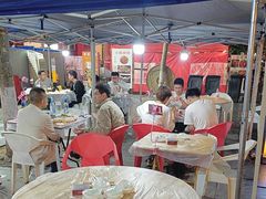 -老街烧烤大排档·地道湖北菜·龙虾馆(汉口火车站店)