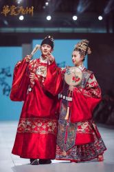 -柏拉图婚纱馆