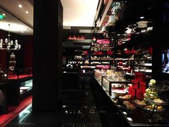 -Salon de The de Joel Robuchon(外滩18号店)