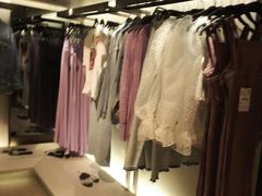 -ZARA(凯德乐峰广场店)