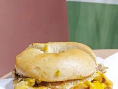 -Catch Bagel(芳草地店)