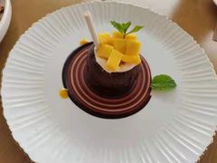 -杏荟旋转餐厅(广州爱群店)