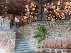 -三峡国际房车露营地(G348店)