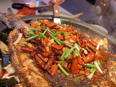 -鸣记脆皮烤鱼·海鲜烤鱼(三八广场店)