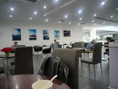 -上海星瀚奔驰4S店(红柳路店)