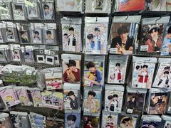 -Love Star追星馆(上海静安大悦城店)