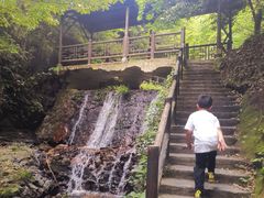-夏霖九天银瀑风景区