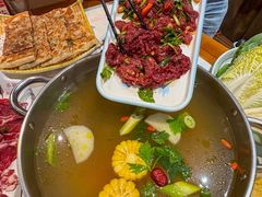 -乡土黄·鲜牛肉火锅·小龙虾(兴业街店)