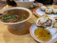 -陈家生煎(世茂双子塔店)