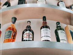 -M Stand(上海人民广场来福士店)