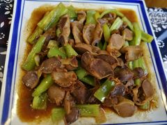 -八两八金·莱芜特色炒鸡(市南漳浦路店)