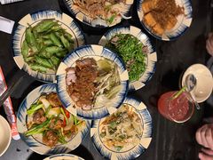 -Cuc Gach Quan Restaurant