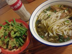 -矮子粉店1985·长沙米粉(湘春路店)