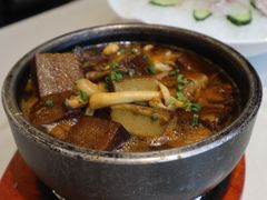 -海鸿荟·沿江菜(中山北路店)