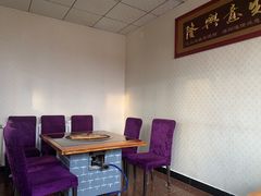 包厢-北京龙庆四季香农家饭庄·灶台鱼·碳烤虹鳟鱼(龙庆峡店)