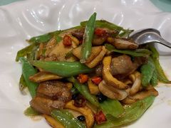 馋嘴小炒山猪肉-悦融琥珀·京鲁菜·海味珍品(西单店)