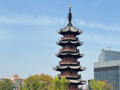 -龙华寺