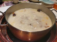 -洪氏嗨捞·猪肚鸡火锅(阳光天地店)