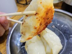 -黄阿姨锅贴大王(万航渡路店)