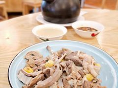 猪肚胡椒煲银杏汤-德胜轩正宗顺德菜(宝安沙井会展中心店)