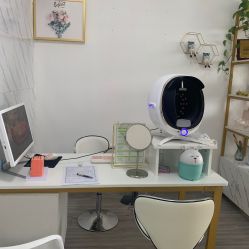 -凡碧诗毛孔收细