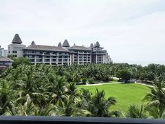 -海南清水湾莱佛士酒店