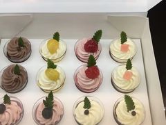 -花花卷卷·鲜食蛋糕(静安久光百货店)