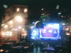 -临界音乐酒馆·小龙虾·江湖菜(华熙LIVE·鱼洞店)