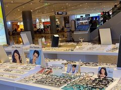 -罗伯特眼镜·蔡司官方授权(前海桂湾店)