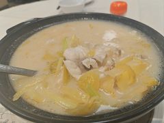 -品香菜馆(旗峰路中侨大厦店)