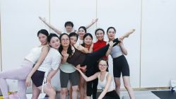 -亚太瑜伽普拉提学院