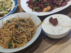 -九转小磨·非遗东北菜(群力店)