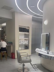-PE SALON